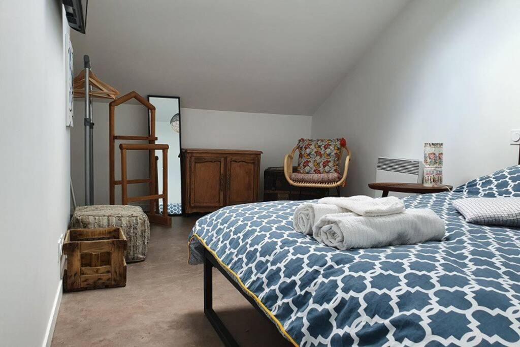 Vol De Nuit - Balade Urbaine Au Centre D'Epernay Apartman Kültér fotó